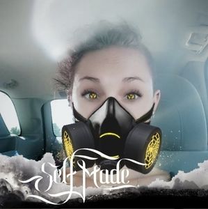 Meet your Posher, Jacinda jj mitchell